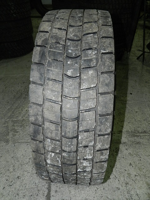 Шина 315/70  R22,5 (ведущая) б/у 
