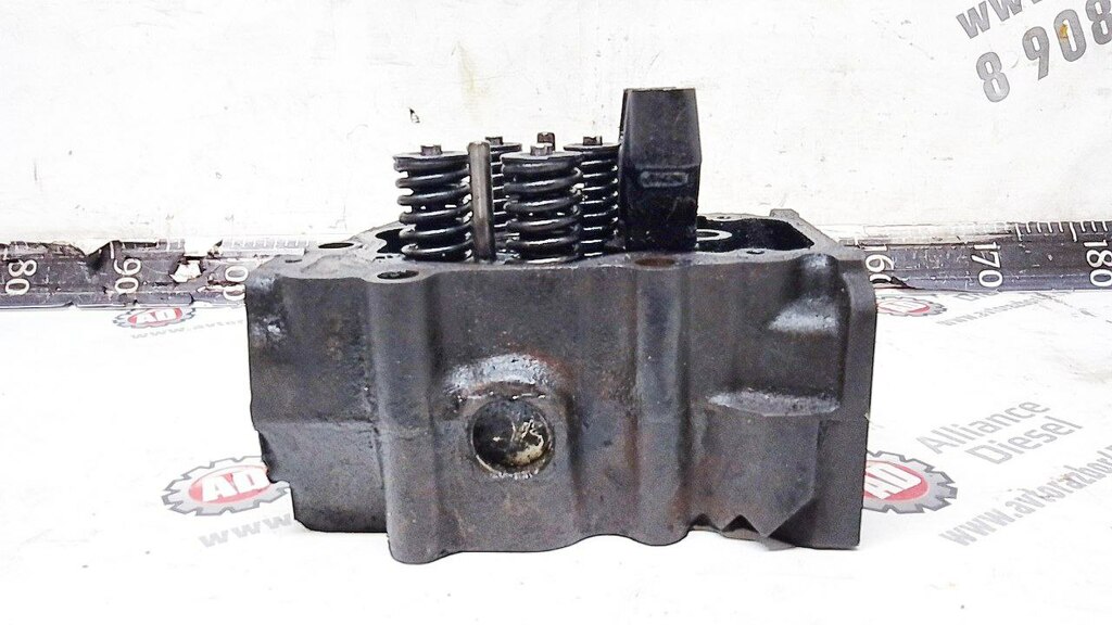 Головка блока цилиндров (ГБЦ) 4 клапана б/у