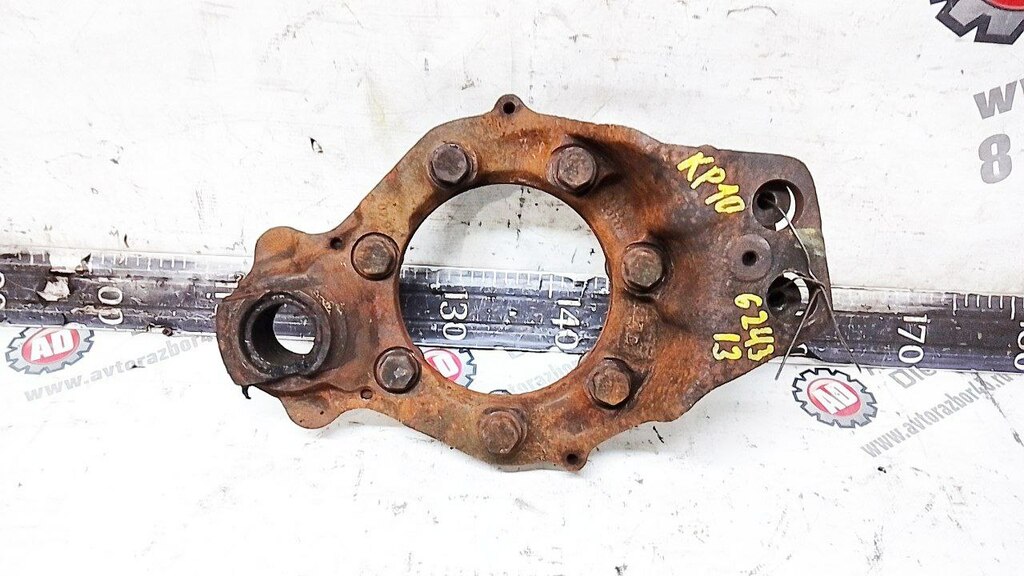 Кронштейн суппорта задний (щит опорный) лев./прав. б/у
