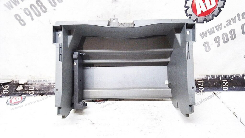 Бардачок б/у