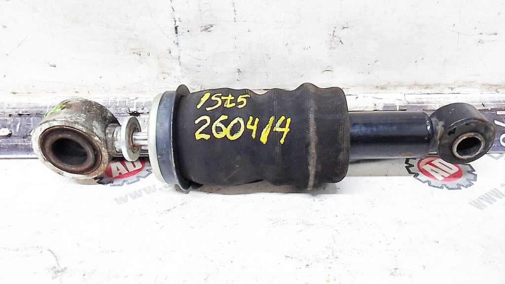 Подушка кабины передняя б/у