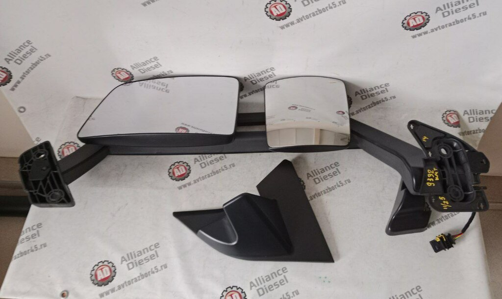 Зеркало основное прав. (двойное) нов. 