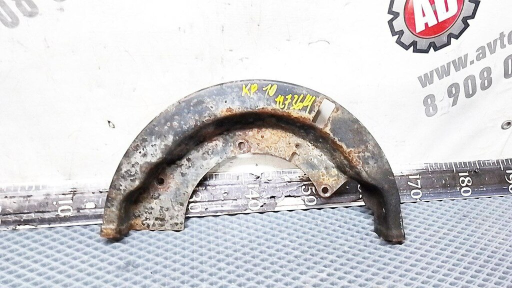 Пыльник тормозной  колодки барабанные тормоза  б/у