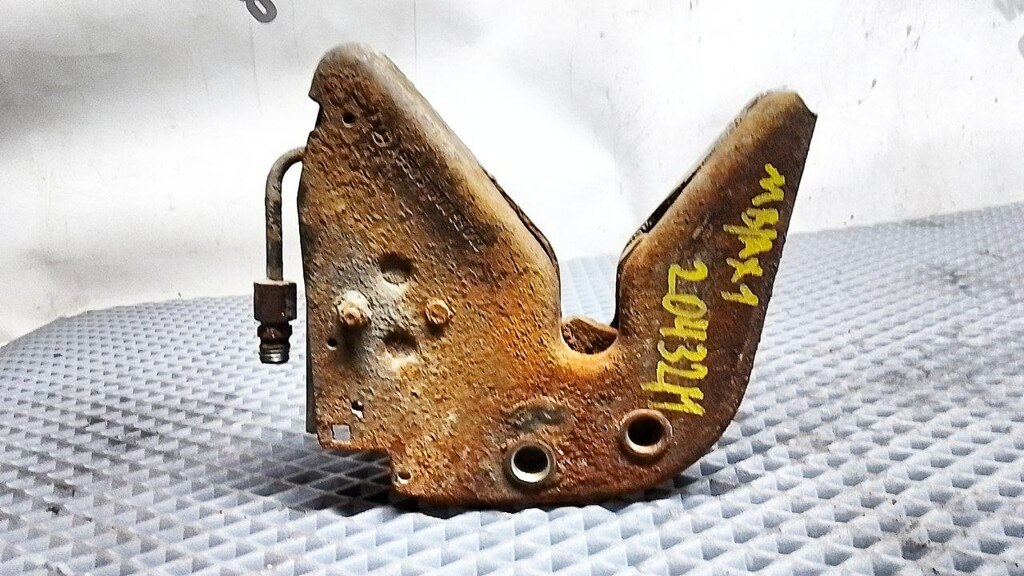 Замок кабины лев./прав. б/у