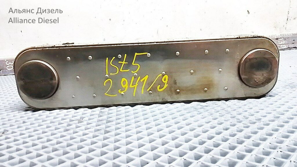 Теплообменник двигателя (ДВС) (радиатор масляный) б/у