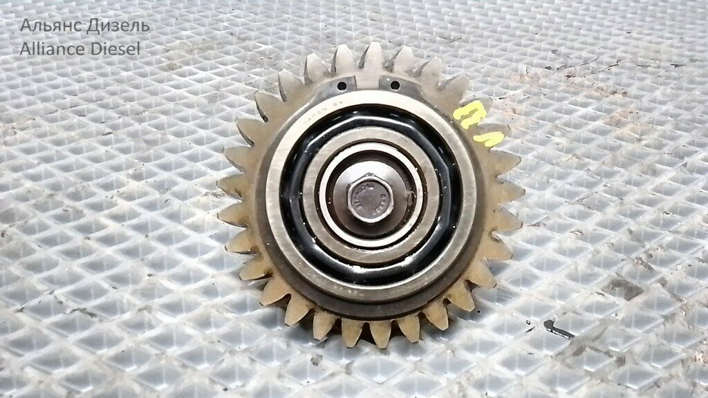 Шестерня промежуточная б/у