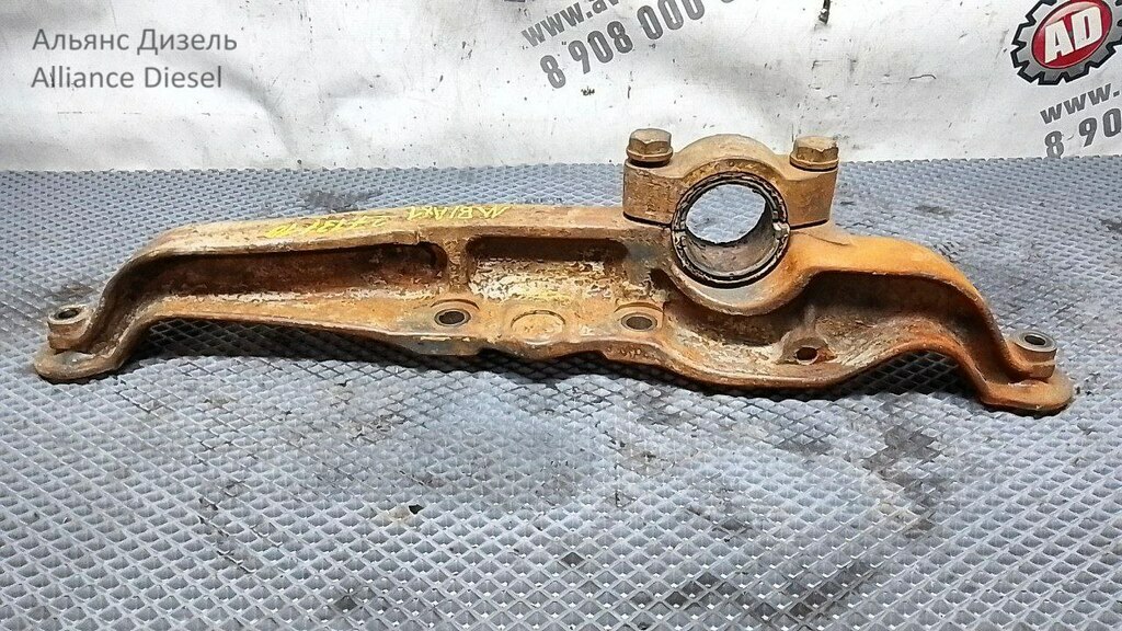 Кронштейн пневморессоры задний, прав.(лыжа) б/у