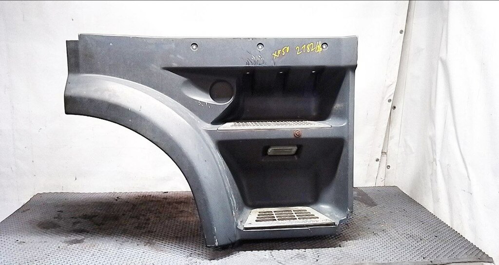 Корпус ступеней прав. б/у 