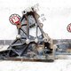 Кронштейн буксировочного крюка левый б/у - 2