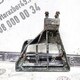 Кронштейн корпуса подножки алюм. лев. б/у - 1